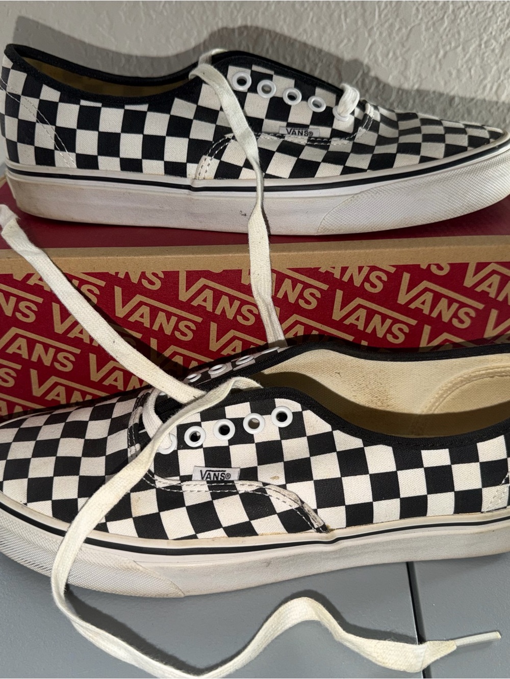 Vans Kids Checkerboard Lace-Up Sneakers - Black & White